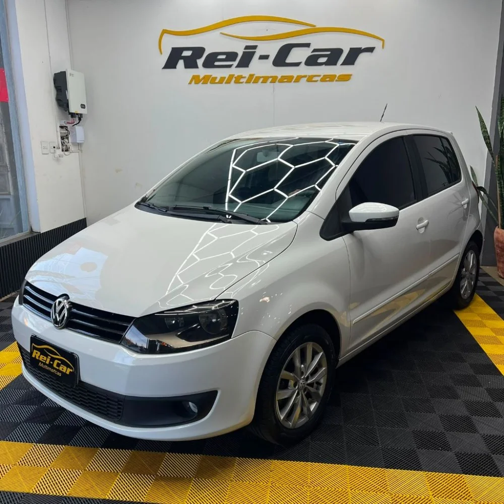 VW - VolksWagen Fox 1.6 Mi Total Flex 8V 5p